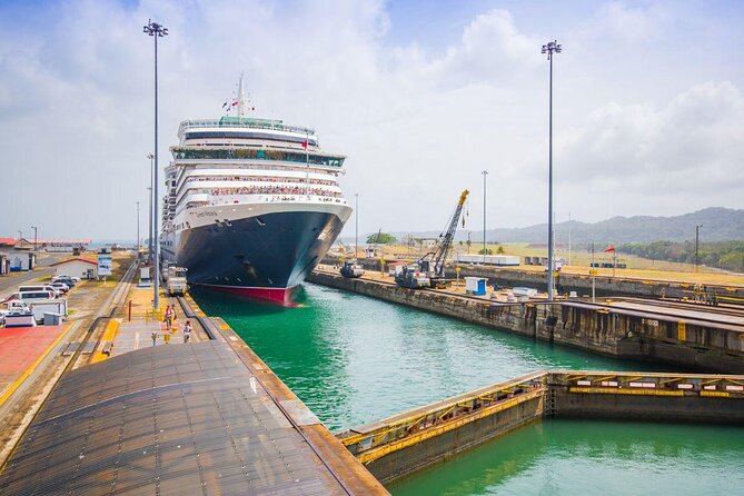 Panama City Tour & Canal Visitor Center - Key Points