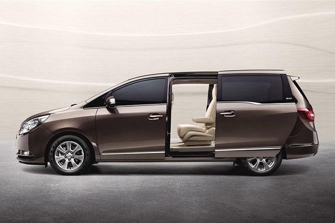 Panda Transfer: Private Shanghai Airport/Hotel Transfer - Wheelchair and Stroller Accessibility