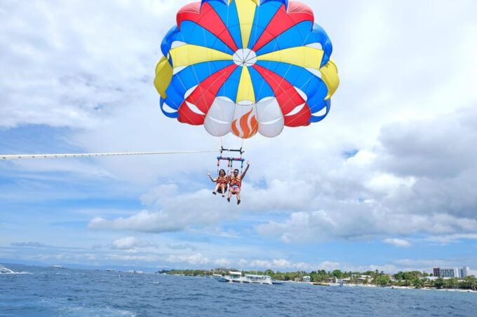 Panglao: Solo or Tandem Parasailing Experience Near Alona - Getting to the Meeting Point