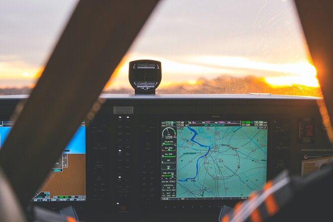 Panoramic Flight Over the City of Rijeka - Cessna 172: The Flight Experience