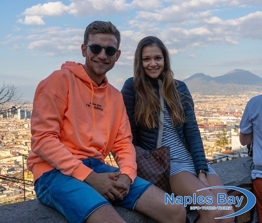 Panoramic Historical Walking Tour of Naples: Rich and Poor Areas - Preparing for the Walking Tour