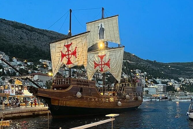 Panoramic Sunset Pirate Boat Tour With Live Music and Tour Guide - Booking and Confirmation Process