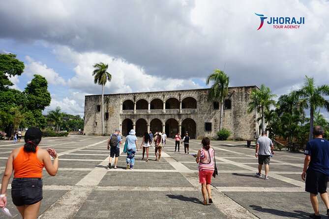 Panoramic Tour of the City of Santo Domingo - Feedback, Challenges, and Recommendations