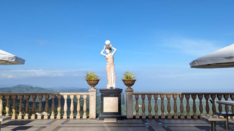 Panoramic View of Cebu and Dinner With Night View - Temple of Leah