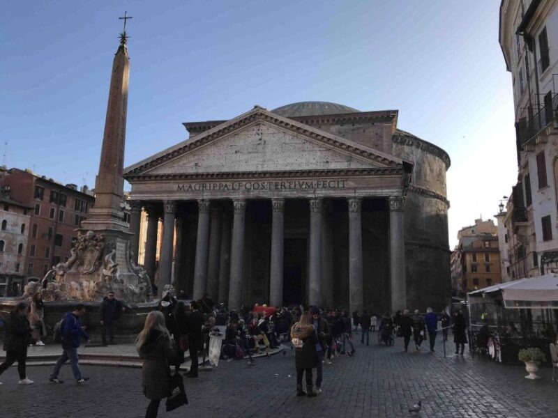 Pantheon Tour: Dome, Ancient Art and Raphaels Resting Place - Key Points