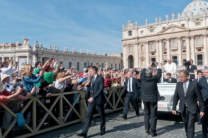 Papal Audience Tickets and Presentation With an Expert Guide - Meeting Point and End Location