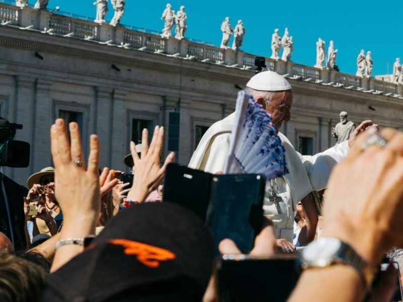 Papal Audience With Escort and Entry Ticket Experience - Meeting Point and Guide Information
