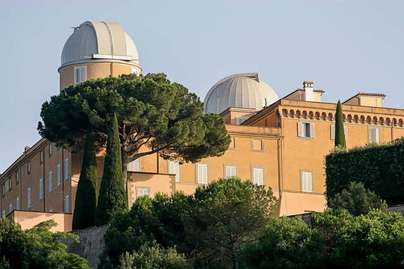 Papal Palace & Secret Garden Ticket & Audioguide - Overview of the Papal Palace