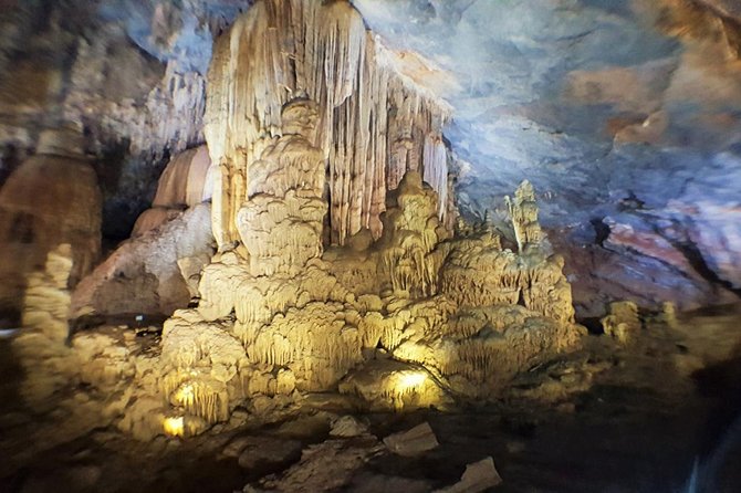 Paradise Cave And Dark Cave Tour 1 Day - Pickup Information