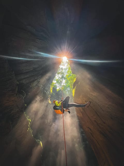 Paradise Cave and Phong Nha Cave Tour - Smoking Policy