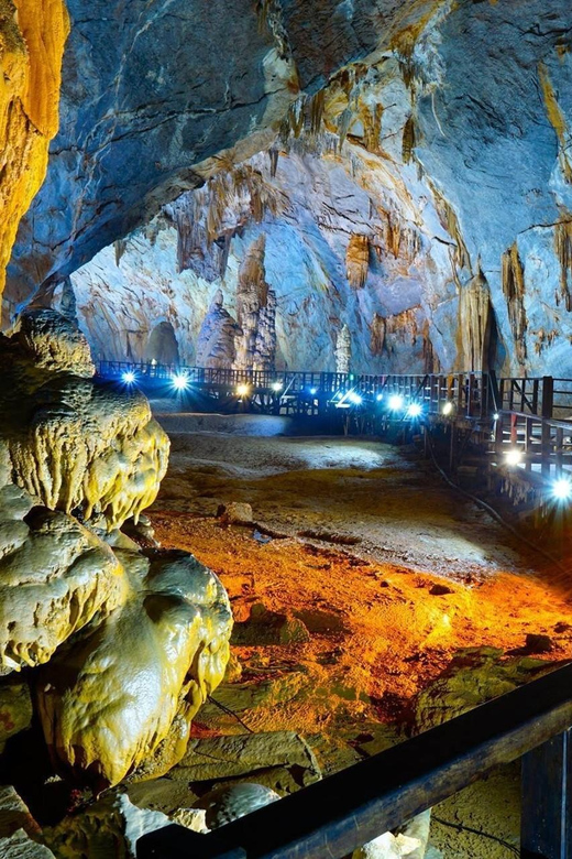 PARADISE CAVE GROUP TOUR DEPARTURE FROM HUE (EVEN DAYS ONLY) - 6:30 A.M.: Hotel Pickup
