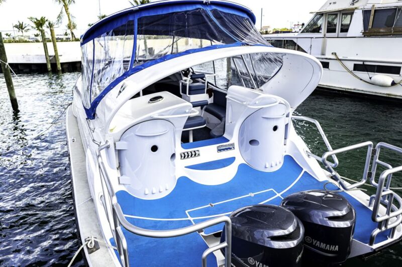 Paradise Island: Glass-Bottom Boat Tour With Live Commentary - Booking and Cancellation