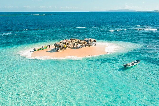 Paradise Island ( Punta Rucia) - Activities and Amenities