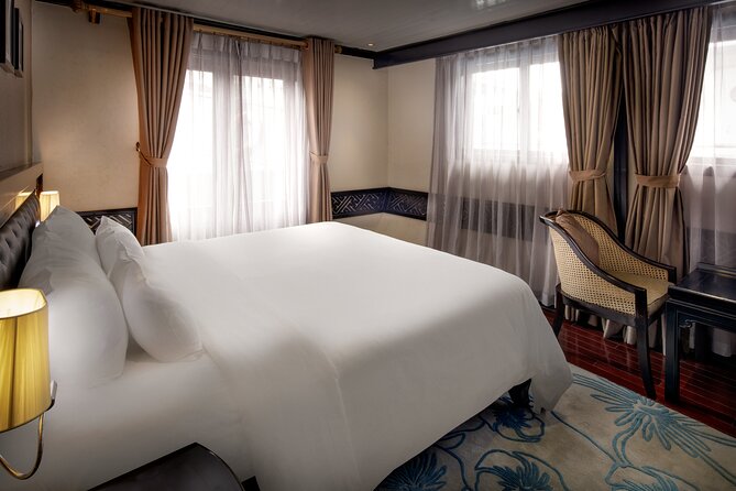 Paradise Sails Cruise 3 Days 2 Nights Halong Bay Tour - Accommodation