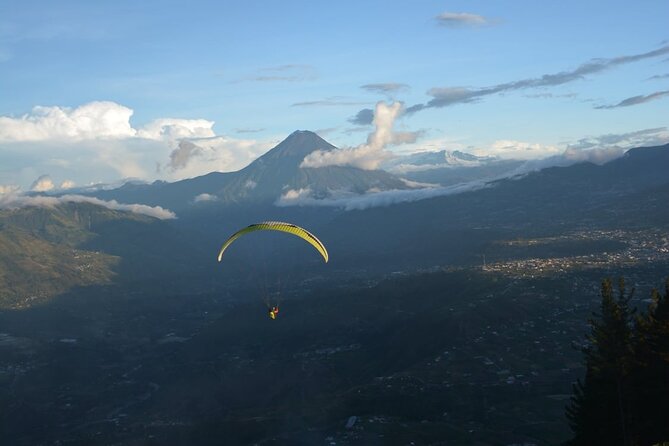 Paragliding - Location and Surroundings