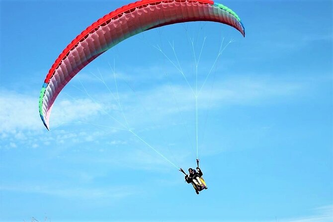 Paragliding Flight Over the Gardens of Ninfa - Meeting and Pickup Information