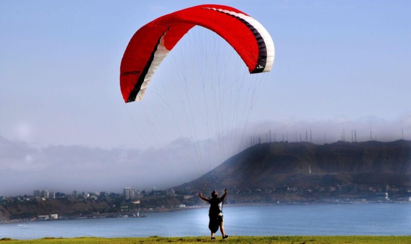 Paragliding Flight With a Private Pilot on Costa Verde-Lima - Key Points