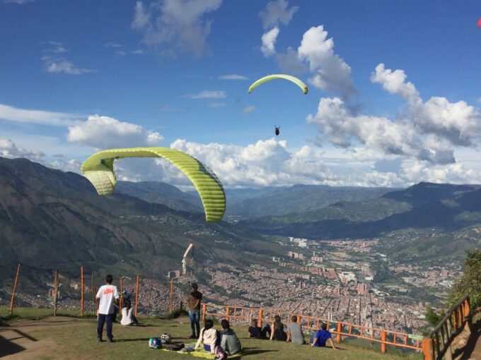 Paragliding the Andes From Medellín - Flight Experience