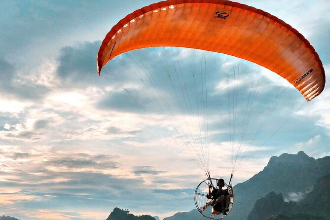 Paramotoring in Vang Vieng - Duration and Pricing Details