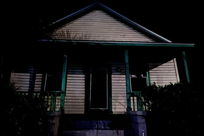 Paranormal Investigation in The Dixie House - St. Augustine, FL - Comprehensive Review of the Paranormal Investigation at The Dixie House in St. Augustine, FL