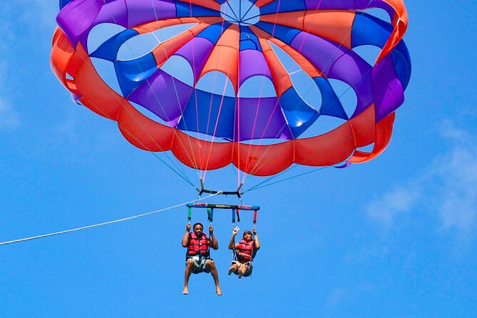 Parasailing Adventure in Aruba - Skyview Watersports Aruba Experience