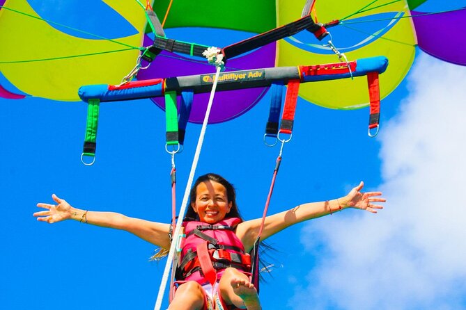 Parasailing Adventure in Aruba - Memorable Moments and Safety Concerns