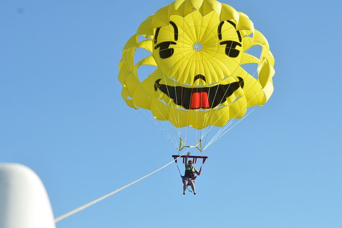 Parasailing Adventure On Marine Fly to Sky - Hurgahda - Thrill of Parasailing Above the Red Sea