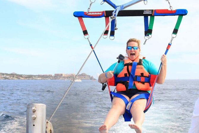 Parasailing at Lands End Cabo San Lucas - Company Commitment to Customer Service