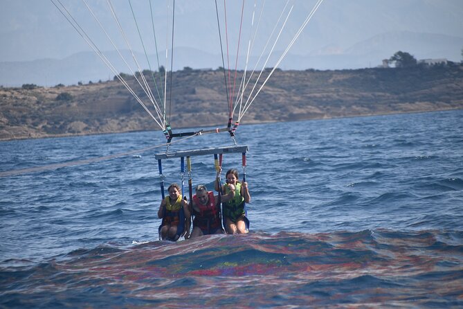Parasailing in Alicante - Unforgettable Mountain and Beach Views