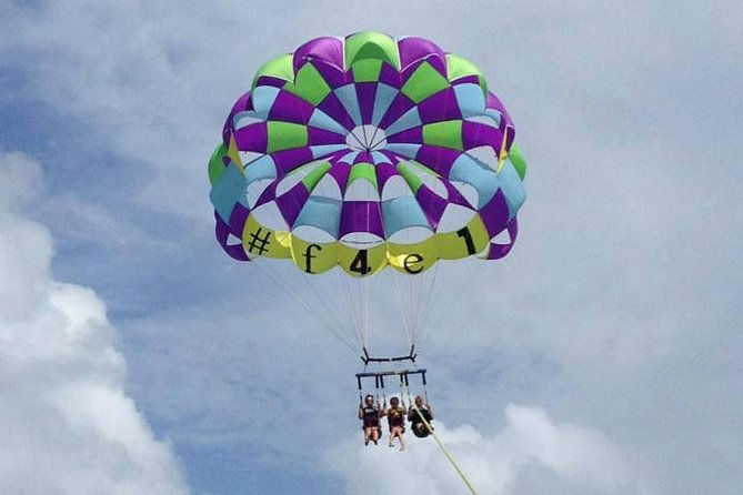 Parasailing in Palm Beach - Accessibility and Transportation