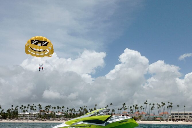 Parasailing in Uvero Alto - Benefits of Parasailing