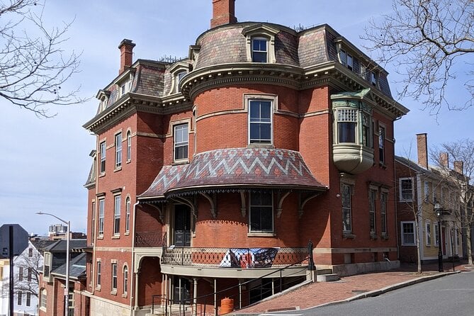 Parasols and Pocket Watches: A History Tour - Exploring Providences Hidden Gems