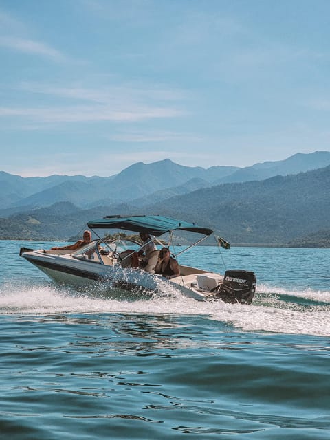Paraty: A Private Speedboat Experience in Mamangua - Booking and Cancellation