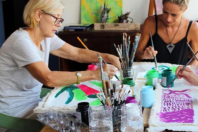 Paraty Art Experience -3 Hours of Painting Class BY PARATY TOURS - Key Points