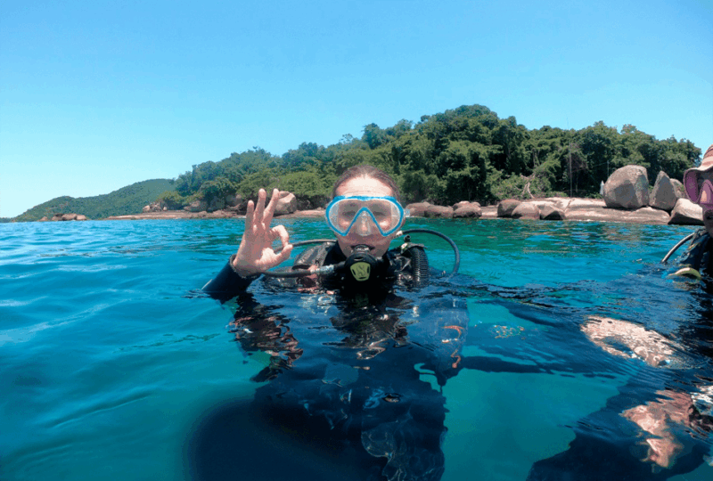 Paraty: Discovery Scuba Diving Experience for Beginners - Depth and Duration