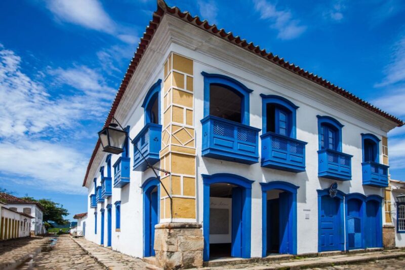 Paraty: Guided Old Town Walking Tour With Pickup - Key Points