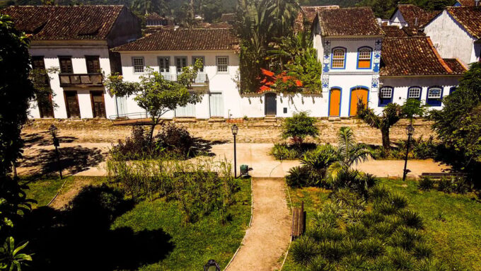 Paraty Historical City Walking Tour - Tourism Industry Role