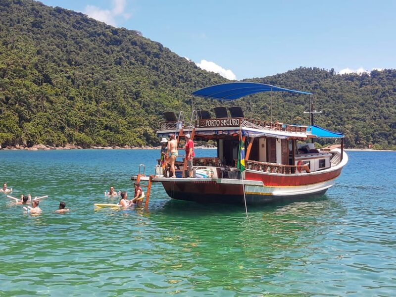 Paraty: Private Boat Tour - Exclusive Boat for Your Group