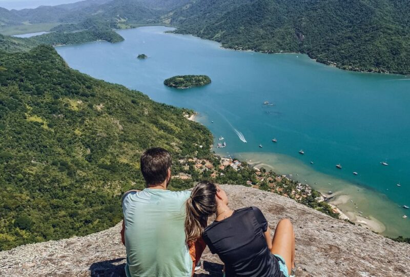 Paraty: Sugar Loaf Peak Trekking and Hiking Tour - Scaling Sugarloaf Mountain