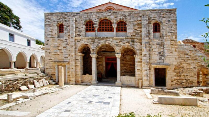 Parikia: App-Based Old Town Guide - Experience Highlights