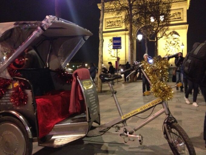 Paris: 1, 2, or 3-Hour Major Monuments Daytime Tuk-Tuk Tour - Admiring the Champs-Élysées and Orsay Museum