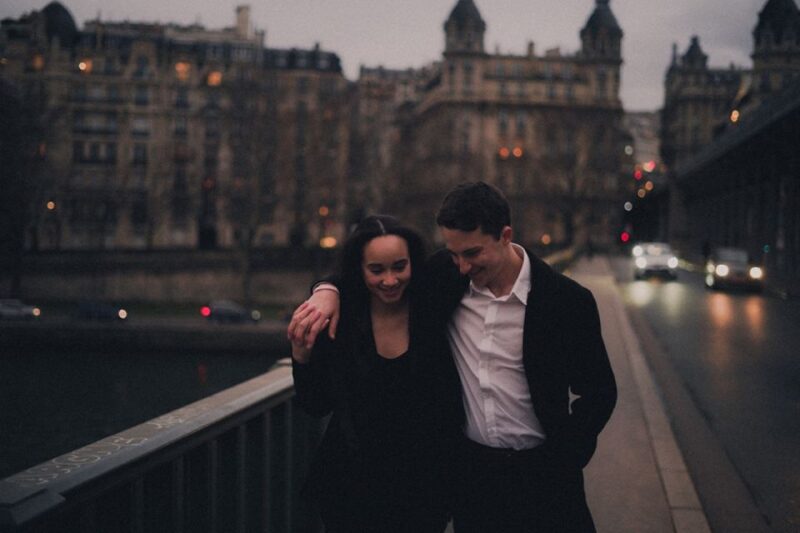 Paris: 1-Hour Parisian Photography Session With a Pro - Cancellation and Payment Policies
