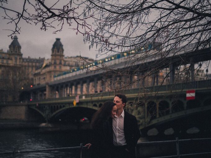 Paris: 1-Hour Parisian Photography Session With a Pro - Frequently Asked Questions