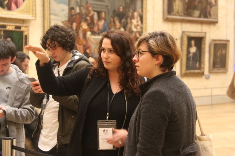 Paris: 2-Hour Guided Tour Through the Louvre - Duration and Inclusions of the Tour