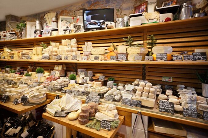 Paris: 2-Hour Market Tour With Tastings - Taste the Local Flavors