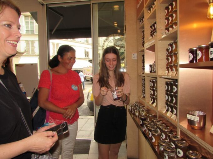 Paris: 2-Hour Sweet & Chocolate Family Tour With Tastings - Frequently Asked Questions