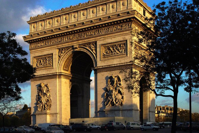 Paris : 3-Hour Bike Tour Highlights With a Guide (Private Tour) - Private Guide Experience