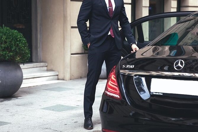 Paris Airport CDG Round-Trip Private Transfer by Business Car - Included Amenities