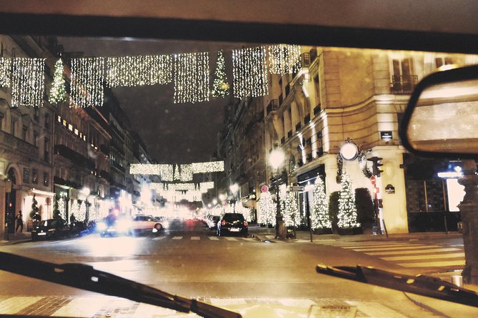 Paris and Montmartre 2CV Tour by Night With Champagne - Sipping Champagne at Night