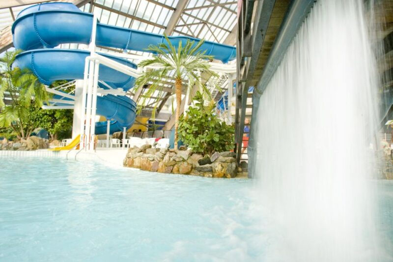 Paris: Aquaboulevard Water Park Entrance Ticket - Accessibility and Age Restrictions